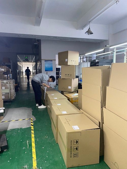 DC-DC电源模浚？